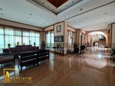 Baan Sansiri Sukhumvit 67, Bangkok, Thailand Baan Sansiri Sukhumvit 67, Bangkok, Thailand