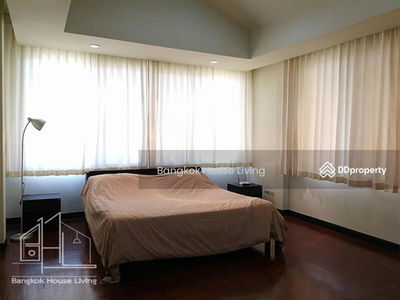 Phatana Court, Bangkok, Thailand Phatana Court, Bangkok, Thailand