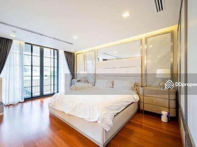 Quarter 31, Bangkok, Thailand Quarter 31, Bangkok, Thailand