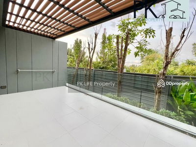 Housing in Kathu, Thailand Housing in Kathu, Thailand