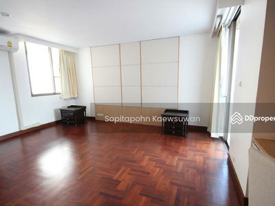 Dera Mansion, Bangkok, Thailand Dera Mansion, Bangkok, Thailand