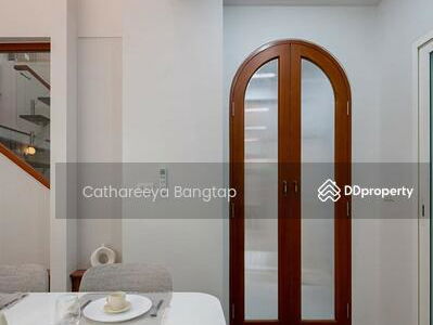 10310, Bangkok, Thailand 10310, Bangkok, Thailand