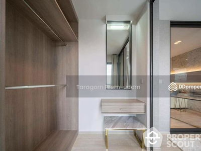 Life One Wireless, Bangkok, Thailand Life One Wireless, Bangkok, Thailand