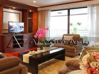 3 Bedrooms Apartment for Rent in Sukhumvit, Bangkok near BTS Asok - MRT Sukhumvit at Warm Family, Bangkok, Thailand 3 Bedrooms Apartment for Rent in Sukhumvit, Bangkok near BTS Asok - MRT Sukhumvit at Warm Family, Bangkok, Thailand