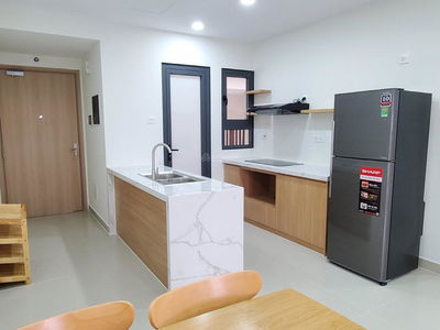 Topaz Twins, Vietnam Topaz Twins, Vietnam