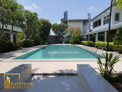 Single House in Compound, Bangkok, Thailand Single House in Compound, Bangkok, Thailand