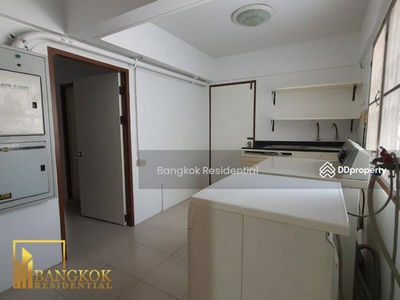 Single House in Compound, Bangkok, Thailand Single House in Compound, Bangkok, Thailand