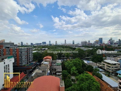 Siam Court Apartment, Bangkok, Thailand Siam Court Apartment, Bangkok, Thailand