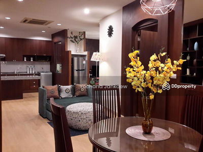 Baan Sathorn Chaopraya, Bangkok, Thailand Baan Sathorn Chaopraya, Bangkok, Thailand