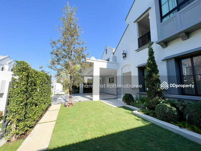 Nantawan Rama 9 New Krungthepkreetha, Bangkok, Thailand Nantawan Rama 9 New Krungthepkreetha, Bangkok, Thailand