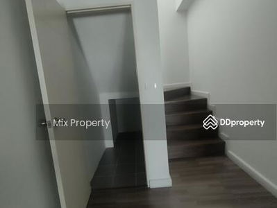 Bless Town Srinakarin - Namdang, Samut Prakan, Thailand Bless Town Srinakarin - Namdang, Samut Prakan, Thailand