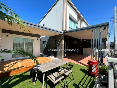 Pleno Rattanathibet - Bang Yai, behind the corner, very fully decorated. There is a guest house. With Jacuzzi tub, Nonthaburi, Thailand Pleno Rattanathibet - Bang Yai, behind the corner, very fully decorated. There is a guest house. With Jacuzzi tub, Nonthaburi, Thailand