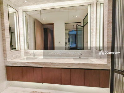 Scope Langsuan, Bangkok, Thailand Scope Langsuan, Bangkok, Thailand