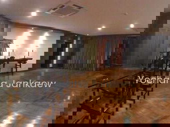 Tridhos City Marina, Bangkok, Thailand Tridhos City Marina, Bangkok, Thailand