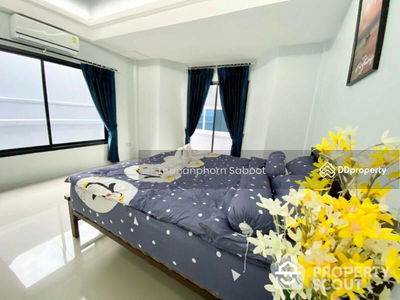 The Scenevanar (Baan Mae 9), Chon Buri, Thailand The Scenevanar (Baan Mae 9), Chon Buri, Thailand