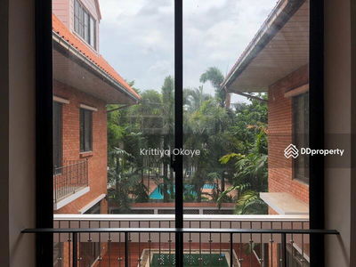 10310, Bangkok, Thailand 10310, Bangkok, Thailand