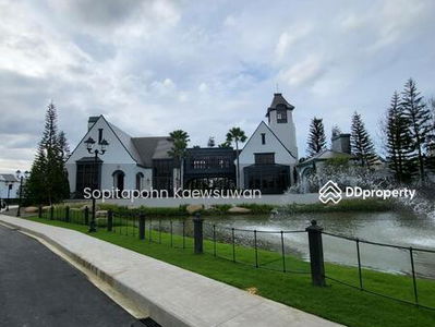 Nantawan Rama 9 New Krungthepkreetha, Bangkok, Thailand Nantawan Rama 9 New Krungthepkreetha, Bangkok, Thailand