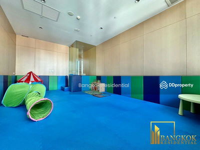 Sindhorn Residence, Bangkok, Thailand Sindhorn Residence, Bangkok, Thailand