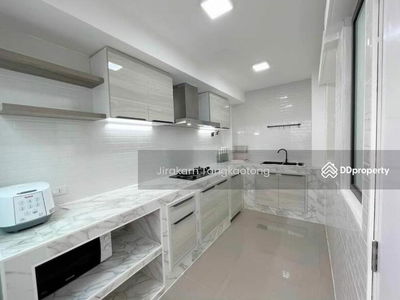 Grande Pleno Ratchapruek, Nonthaburi, Thailand Grande Pleno Ratchapruek, Nonthaburi, Thailand