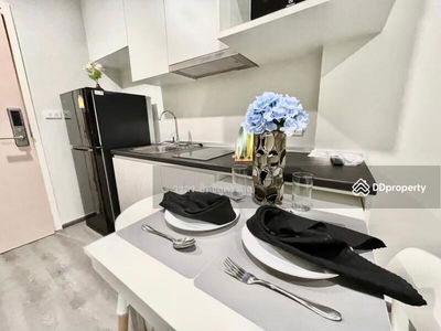 Rich Park @ Triple Station, Bangkok, Thailand Rich Park @ Triple Station, Bangkok, Thailand