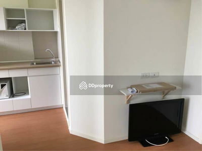 Lumpini Park Rattanathibet-Ngamwongwan, Nonthaburi, Thailand Lumpini Park Rattanathibet-Ngamwongwan, Nonthaburi, Thailand