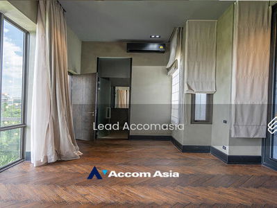 Private Swimming Pool | 4 Bedrooms House for Sale and Rent in Sukhumvit, Bangkok near BTS Ekkamai, Bangkok, Thailand Private Swimming Pool | 4 Bedrooms House for Sale and Rent in Sukhumvit, Bangkok near BTS Ekkamai, Bangkok, Thailand