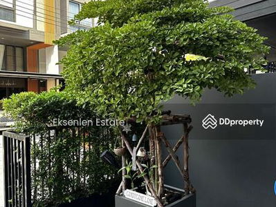 Townhouse in Pattanakarn 32, Bangkok, Thailand Townhouse in Pattanakarn 32, Bangkok, Thailand