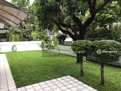 10110, Bangkok, Thailand 10110, Bangkok, Thailand