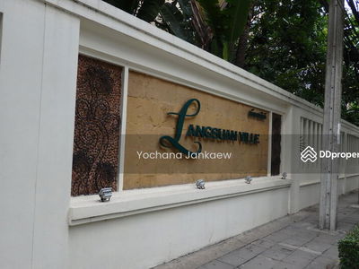 Langsuan Ville, Bangkok, Thailand Langsuan Ville, Bangkok, Thailand