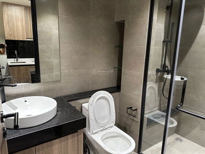 De La Sol, Vietnam De La Sol, Vietnam