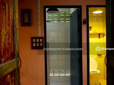 10500, Bangkok, Thailand 10500, Bangkok, Thailand