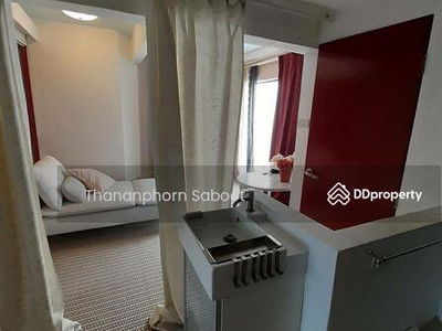 Country Complex Bangna, Bangkok, Thailand Country Complex Bangna, Bangkok, Thailand