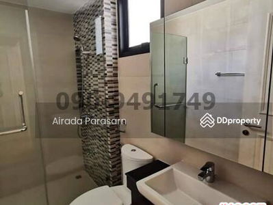 Flora Marigold, Bangkok, Thailand Flora Marigold, Bangkok, Thailand