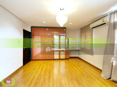 Townhome Thonglor Sukhumvit, Bangkok, Thailand Townhome Thonglor Sukhumvit, Bangkok, Thailand