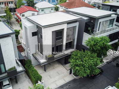 The Gentry Ekamai-Ladprao, Bangkok, Thailand The Gentry Ekamai-Ladprao, Bangkok, Thailand