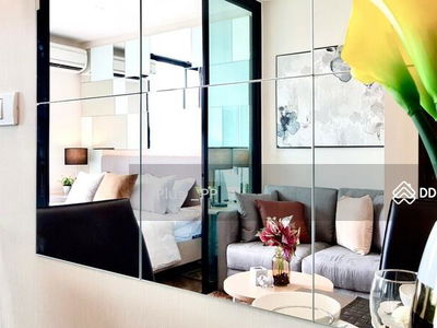 Beyond Sukhumvit, Bangkok, Thailand Beyond Sukhumvit, Bangkok, Thailand