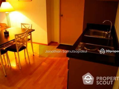 Issara At 42 Sukhumvit, Bangkok, Thailand Issara At 42 Sukhumvit, Bangkok, Thailand