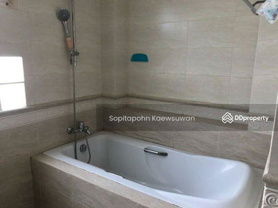 Noble House Ruamrudee, Bangkok, Thailand Noble House Ruamrudee, Bangkok, Thailand