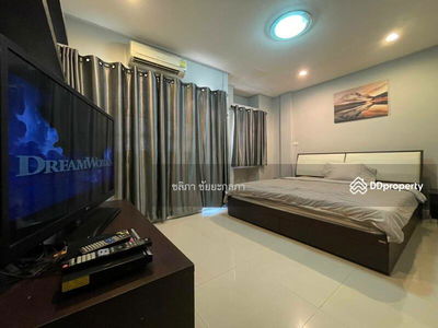 Sutthisan Road, Intersection 1, Din Daeng District, Din Daeng 10400, Bangkok, Thailand Sutthisan Road, Intersection 1, Din Daeng District, Din Daeng 10400, Bangkok, Thailand