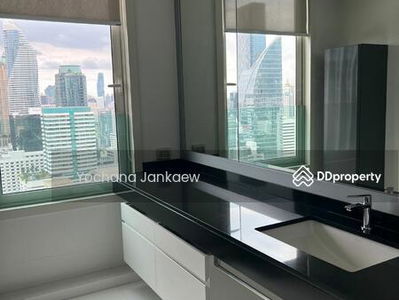 Manhattan Chidlom, Bangkok, Thailand Manhattan Chidlom, Bangkok, Thailand