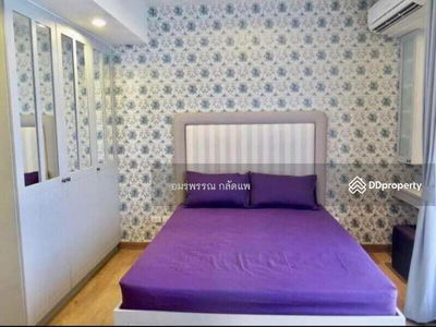 The Editor Vertical Village Sapankwai, Bangkok, Thailand The Editor Vertical Village Sapankwai, Bangkok, Thailand