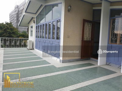 3 Bedroom House in Sukhumvit 39, Phrom Phong, Bangkok, Thailand 3 Bedroom House in Sukhumvit 39, Phrom Phong, Bangkok, Thailand