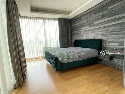 Sindhorn Residence, Bangkok, Thailand Sindhorn Residence, Bangkok, Thailand