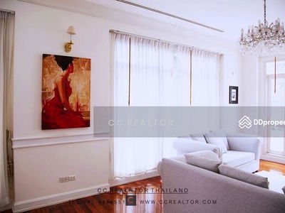 Sukhumvit 33, Bangkok, Thailand Sukhumvit 33, Bangkok, Thailand