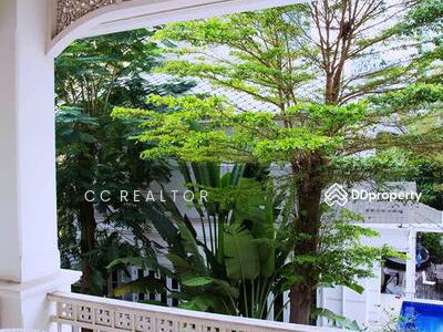 Sukhumvit 33, Bangkok, Thailand Sukhumvit 33, Bangkok, Thailand