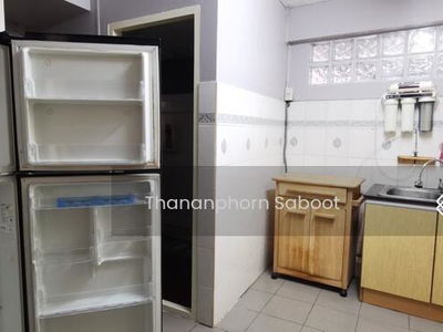 4-Bedroom House, Bangkok, Thailand 4-Bedroom House, Bangkok, Thailand