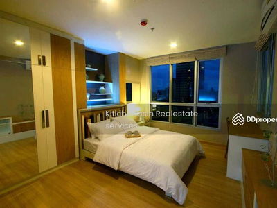 Life @ Sathorn 10, Bangkok, Thailand Life @ Sathorn 10, Bangkok, Thailand