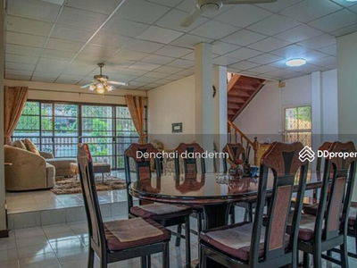 -Punnawithi Soi Sukhumvit 101, Bangkok, Thailand -Punnawithi Soi Sukhumvit 101, Bangkok, Thailand