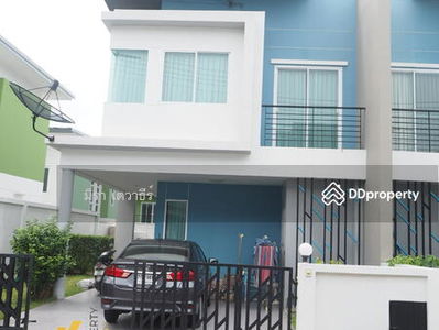 Tiger Zoo-Nong Leng, Chon Buri, Thailand Tiger Zoo-Nong Leng, Chon Buri, Thailand