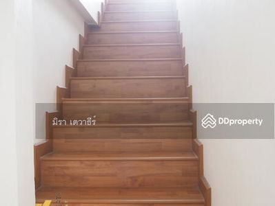 Tiger Zoo-Nong Leng, Chon Buri, Thailand Tiger Zoo-Nong Leng, Chon Buri, Thailand